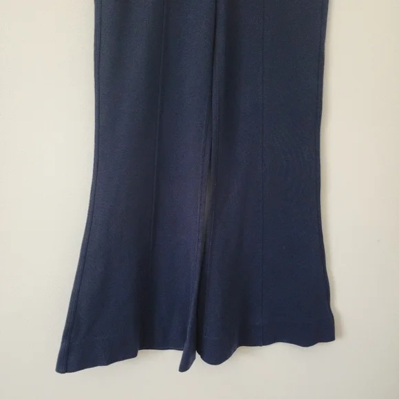 Kit and Ace Pull On Fit and Flare Cropped Pants in Navy Blue Size 4 - Picture 5 of 13